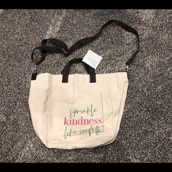 Thirty One Market Canvas Crossbody - Picture 1 of 3